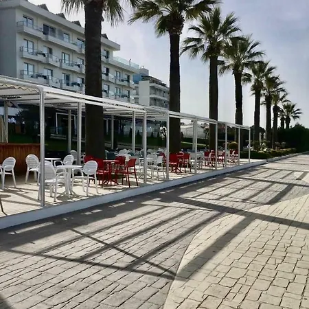Daire Apartments Golem